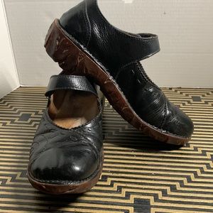 Chunky 8.5 Mary Janes